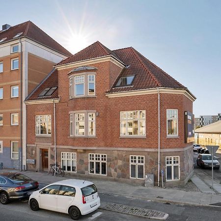 Bath Tub Penthouse In The City Aalborg Esterno foto